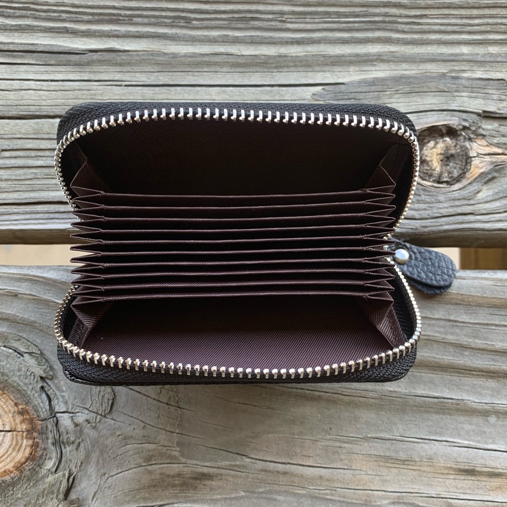 Wallet - Picture 2 of 8